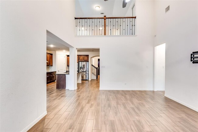 Building Photo - 2908 Consuelo Wy