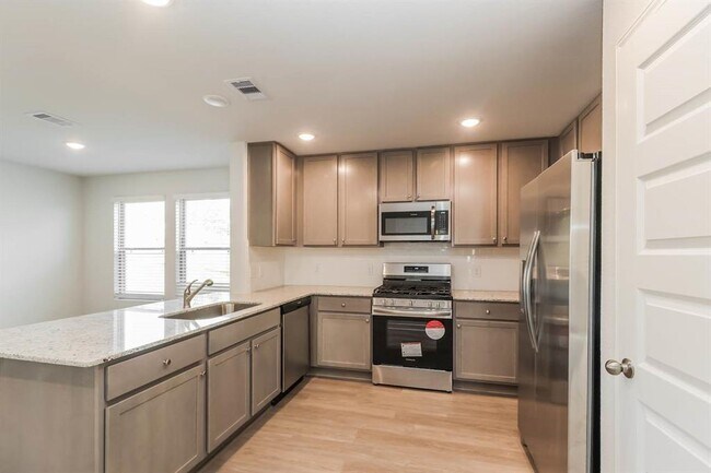 Building Photo - 24910 Aconite Ln