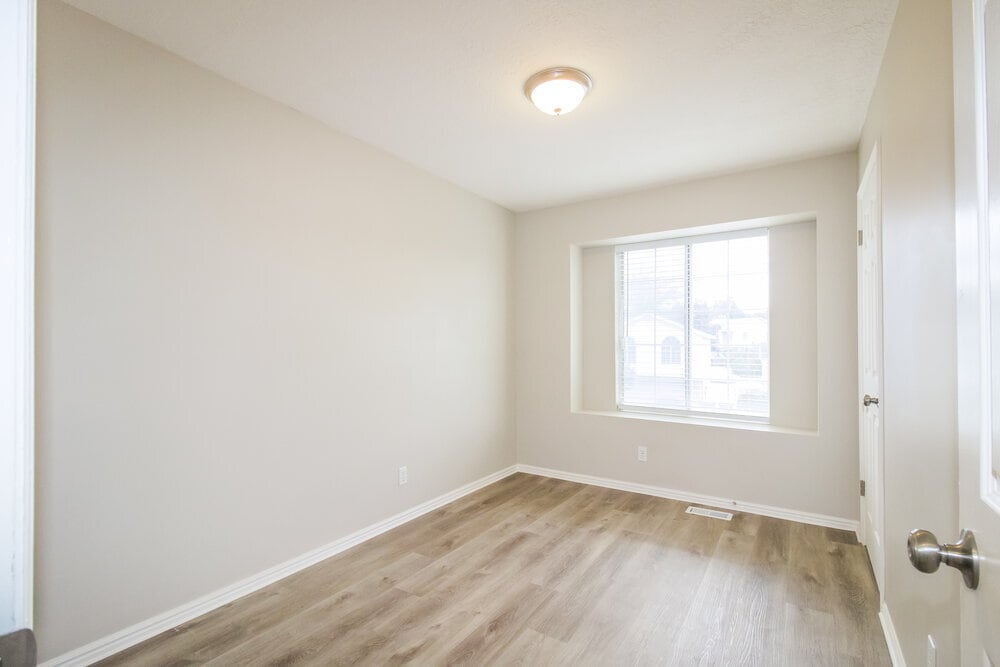 Building Photo - 6129 Crystal River Dr