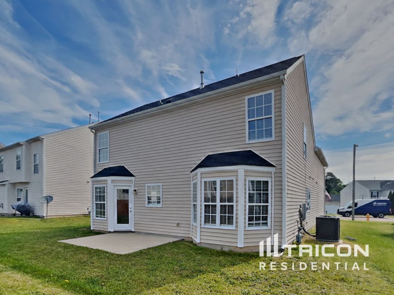 Building Photo - 2531 Cres Forest Dr