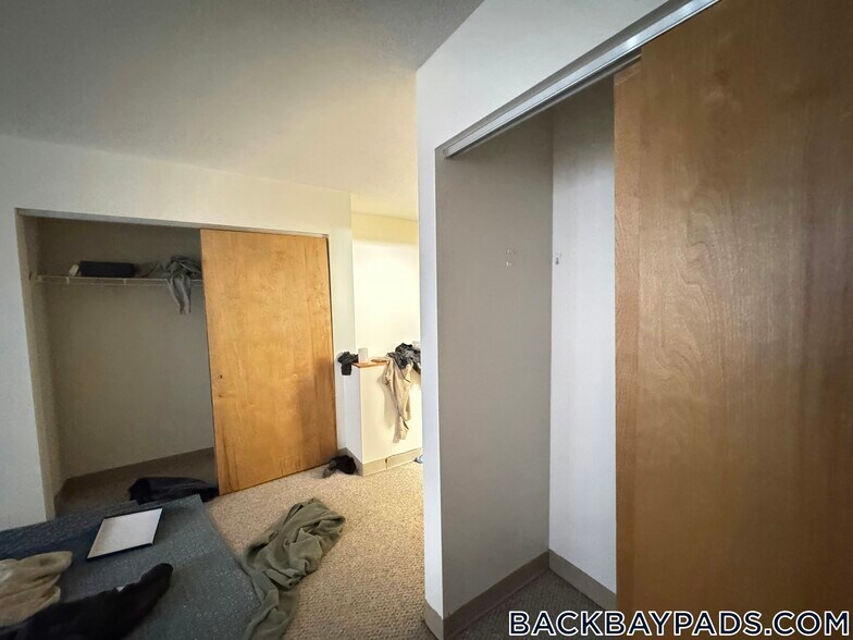 Building Photo - 1078 Boylston St