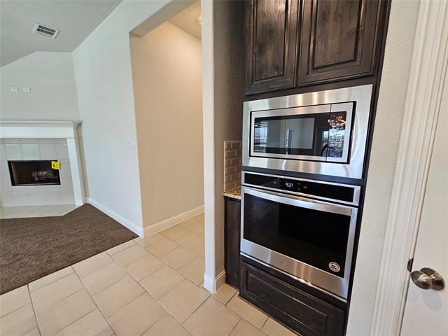 Building Photo - 210 Lariat Trail