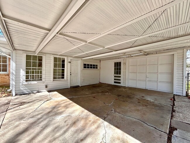 Building Photo - 5207 Shoal Creek Blvd