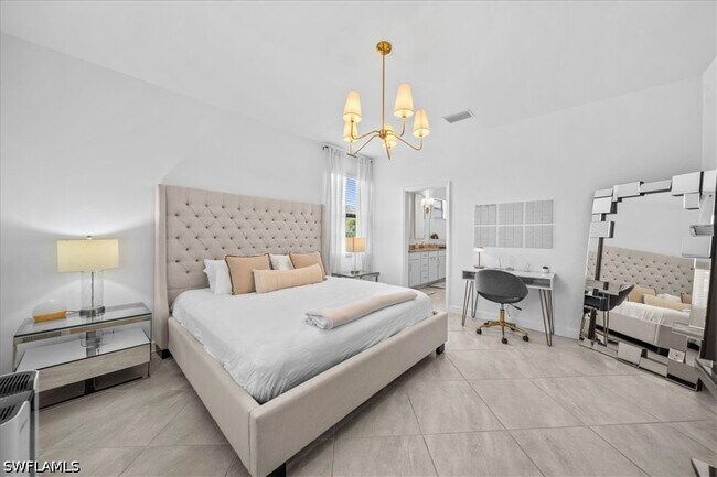 Building Photo - 14470 Secret Garden Cove