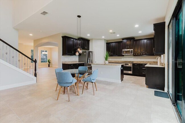 Building Photo - 1389 Heritage Landings Dr
