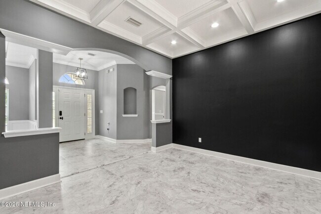 Building Photo - 14617 E Zachary Dr