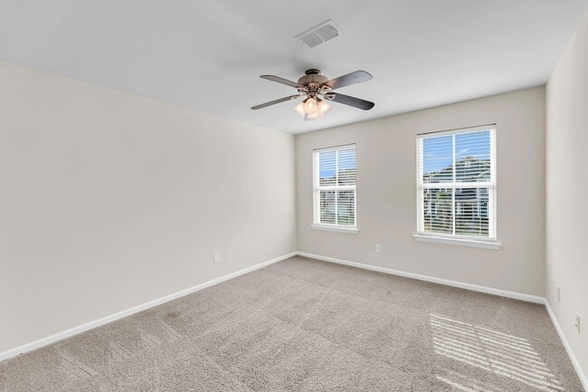 Building Photo - 316 Beachgrass Ln