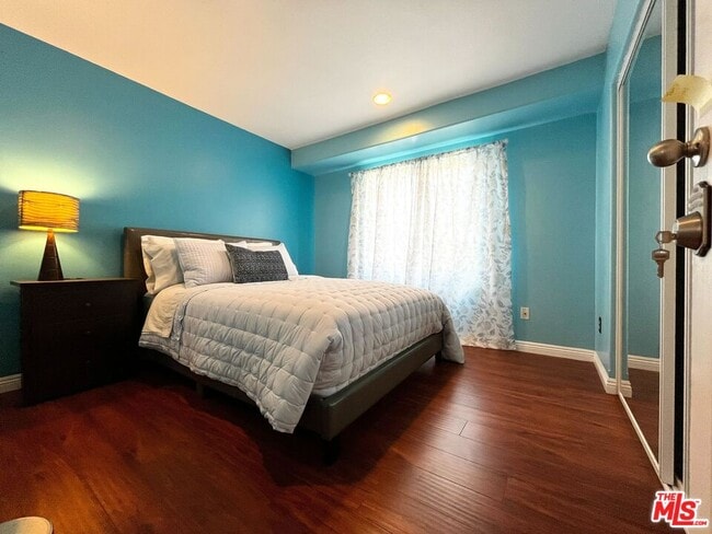 Primary Photo - 3653 W Luther Ln