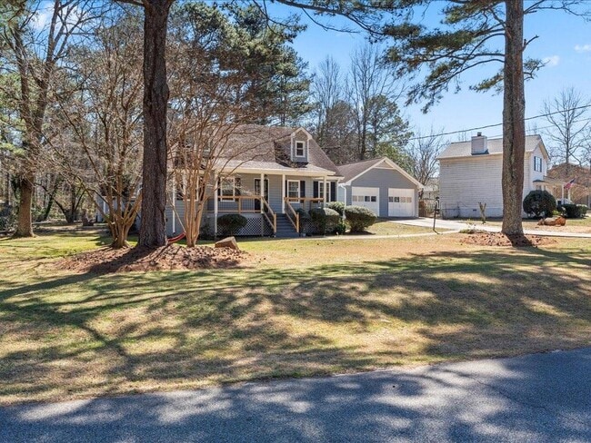 Building Photo - 150 Forest Ridge Ct SW