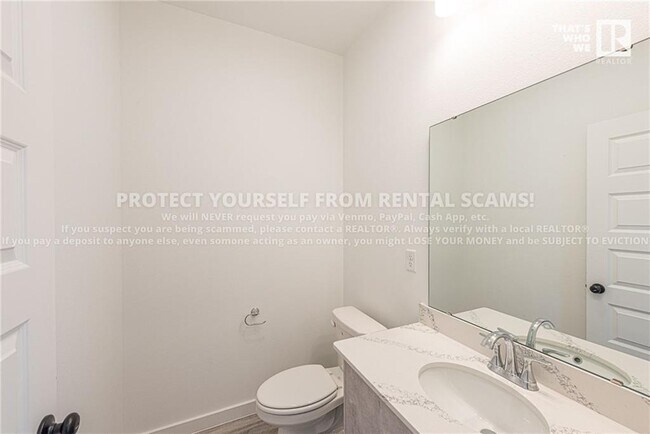 Building Photo - 861 Reading RR Ln