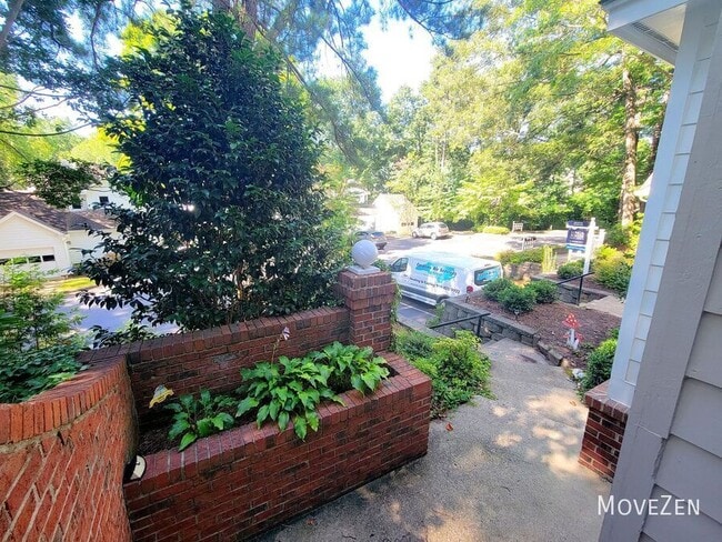 Building Photo - 3813 Carnegie Ln