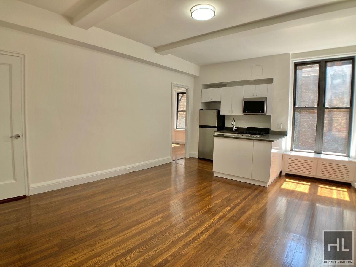 Building Photo - EAST 46 STREET