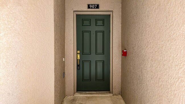 Building Photo - Lake Nona Condo with Conservation View in Gated Golf Community