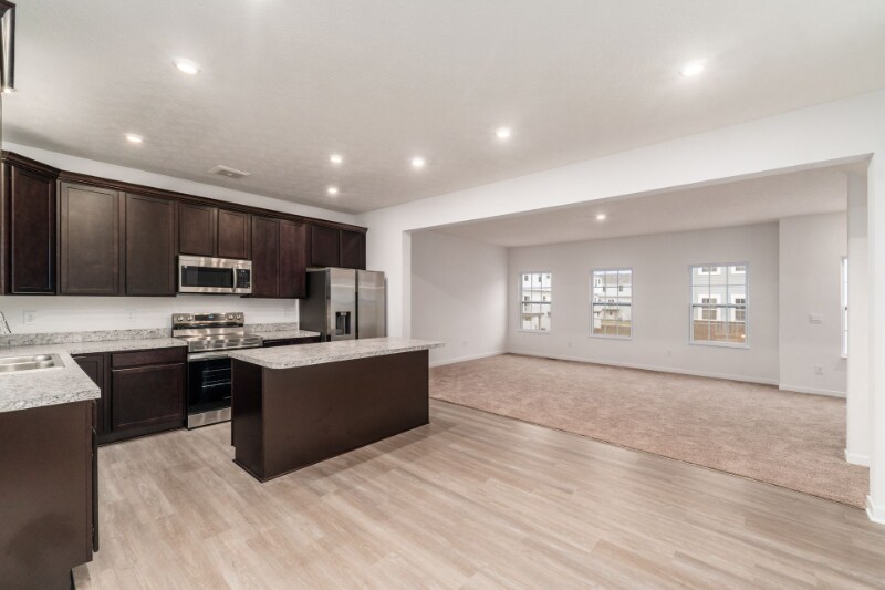 Building Photo - 144 Dusky Willow Dr