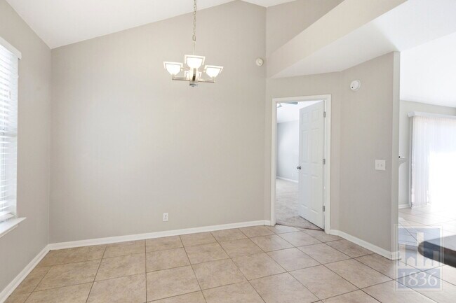 Building Photo - 10718 Claywood Dr