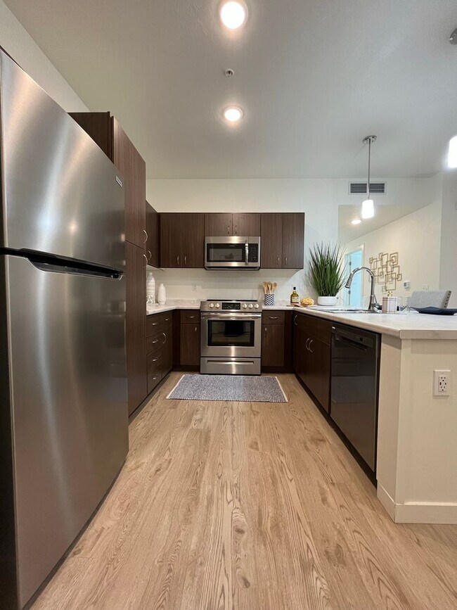 Building Photo - 4715 Lexington sky lane