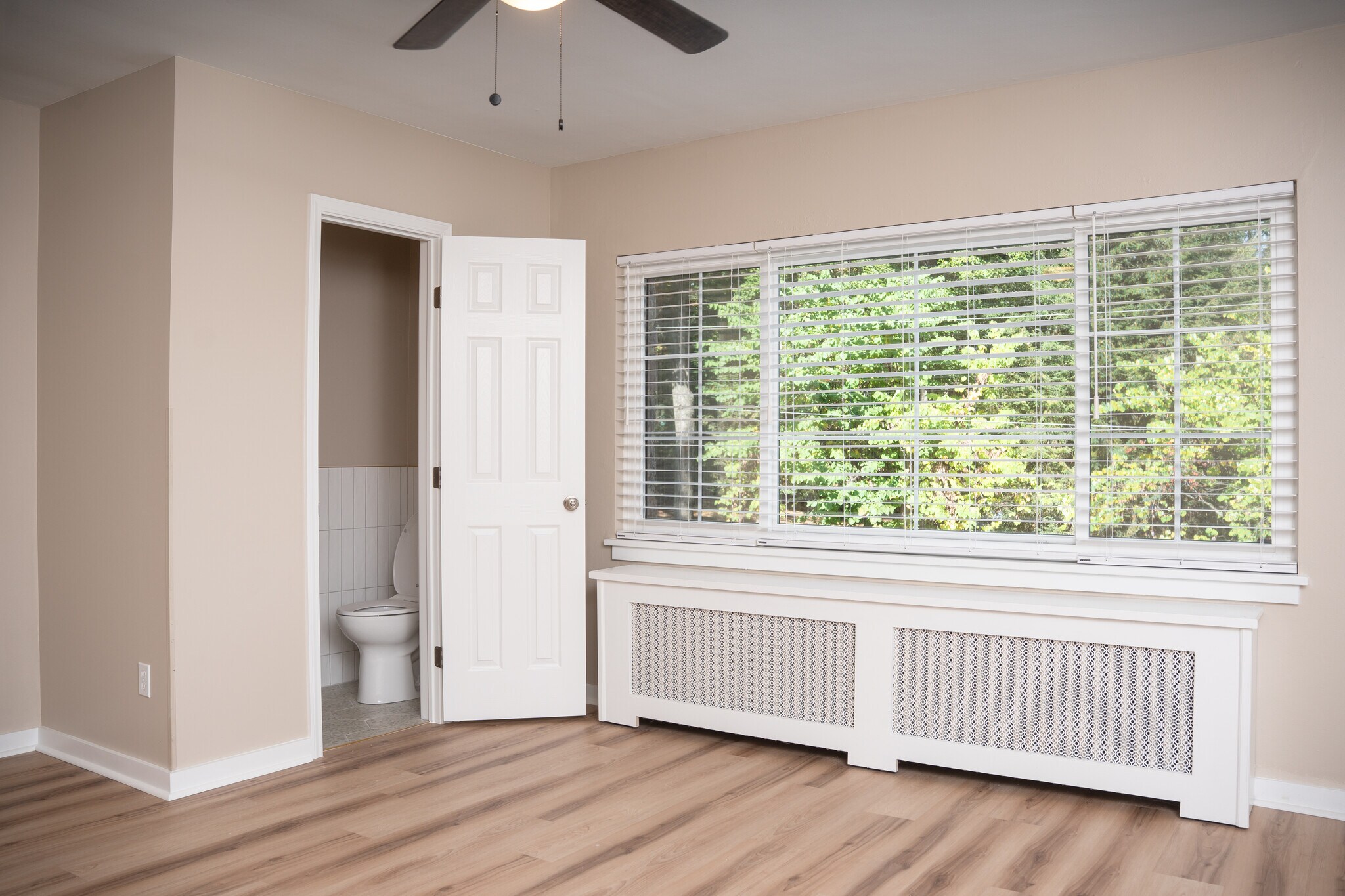 Building Photo - 101 41st St