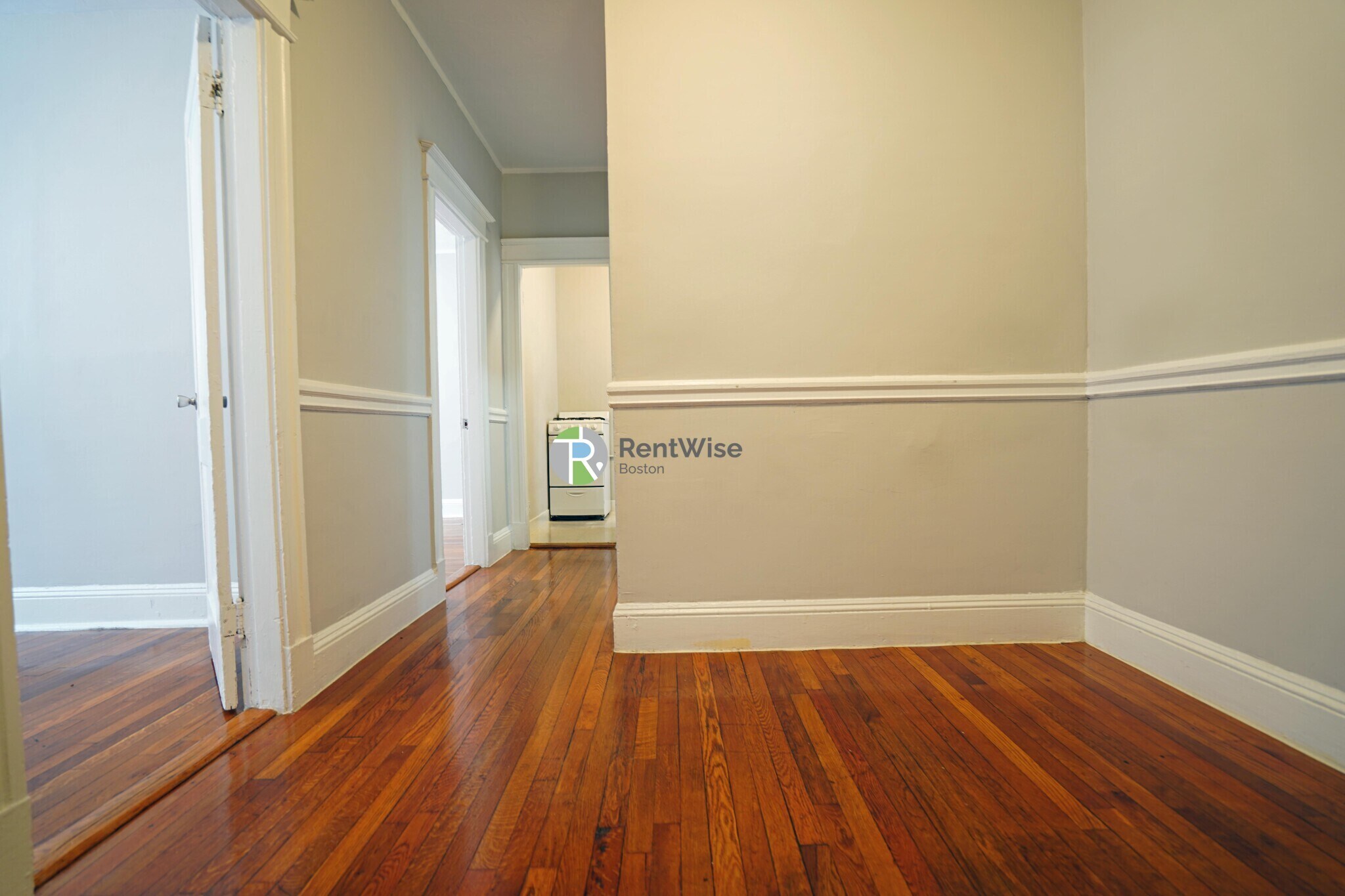 Building Photo - 64 Woodstock Ave