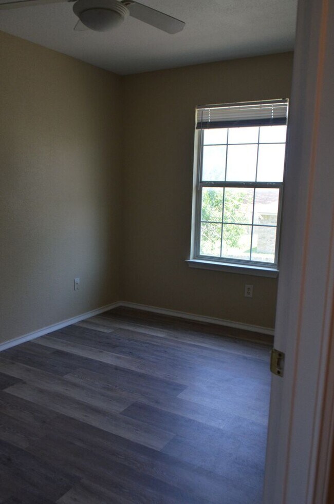 Building Photo - 4504 Mattie Dr