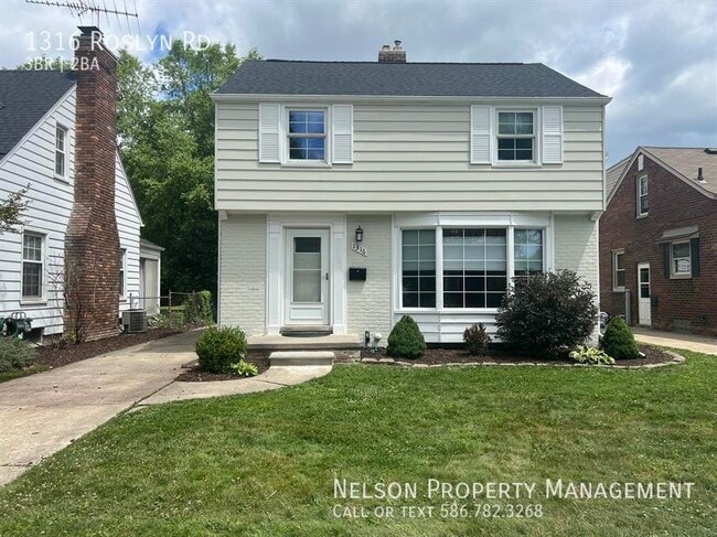 Primary Photo - 1316 Roslyn Rd