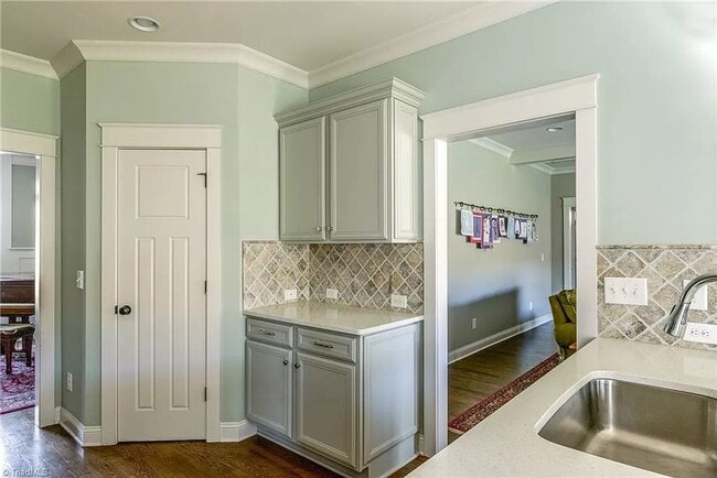Building Photo - Executive home in popular Lewisville