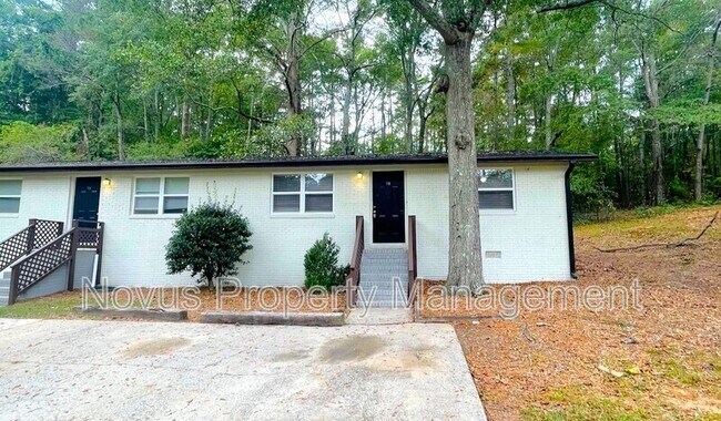 Primary Photo - 70 Gees Ln