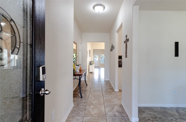 Building Photo - 15007 Miller Meadows Ln