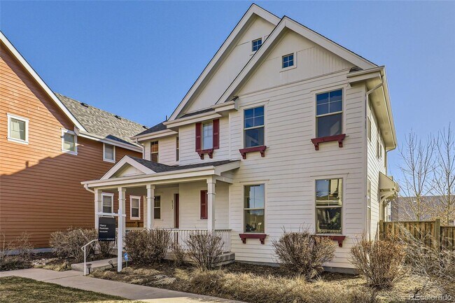 Building Photo - 4 Bedroom single family home in Central Pa...