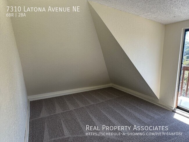 Building Photo - 7310 Latona Ave NE
