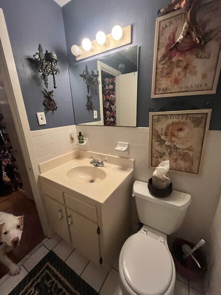 Building Photo - 315 Bomar Pl