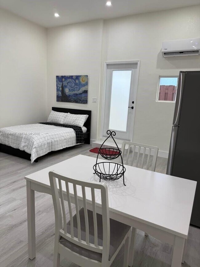 Building Photo - 16164 SW 143rd Ln