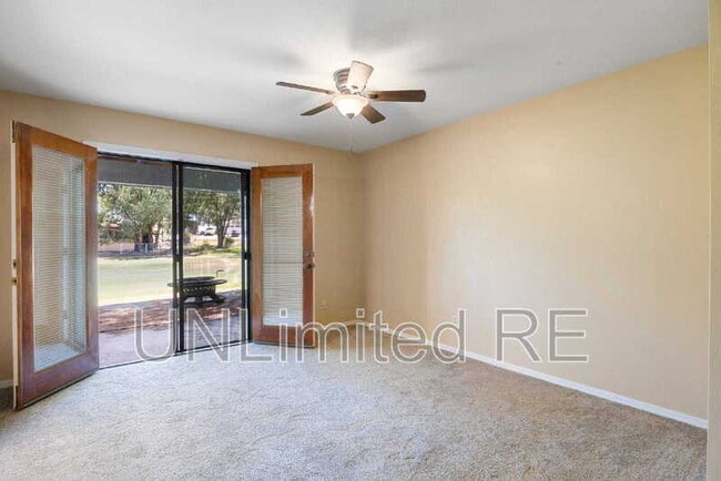 Building Photo - 6135 Crista Lynn Pl