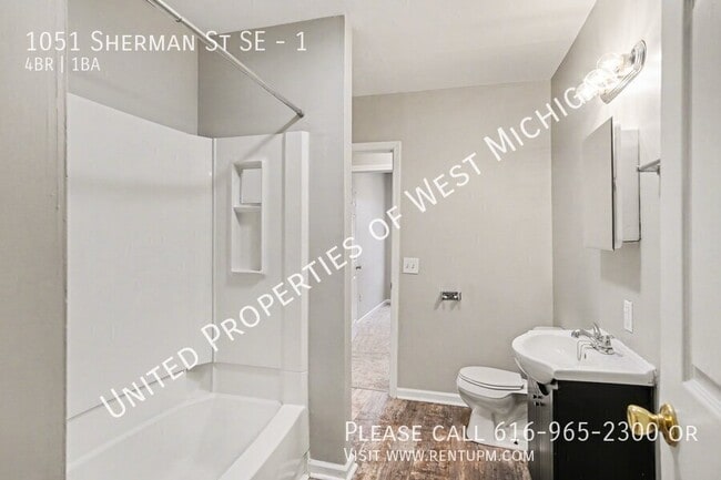 Building Photo - 1051 Sherman St SE