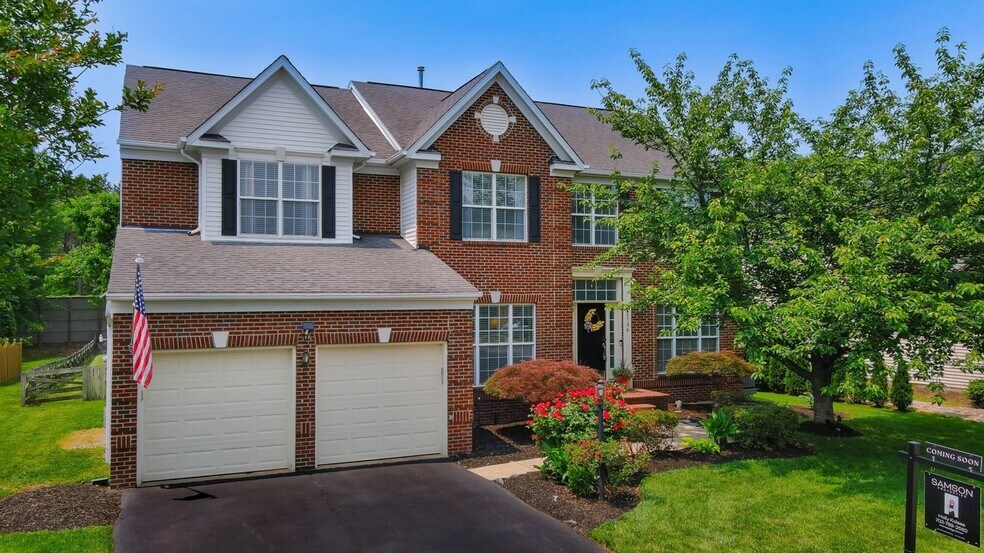 Building Photo - 5736 Caribbean Ct