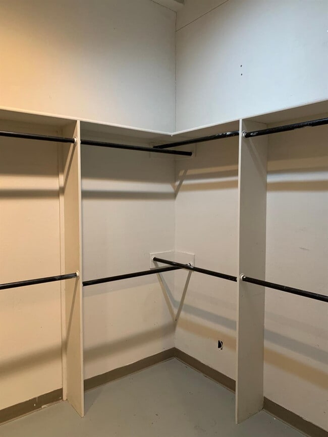 Building Photo - 1414 Texas Ave