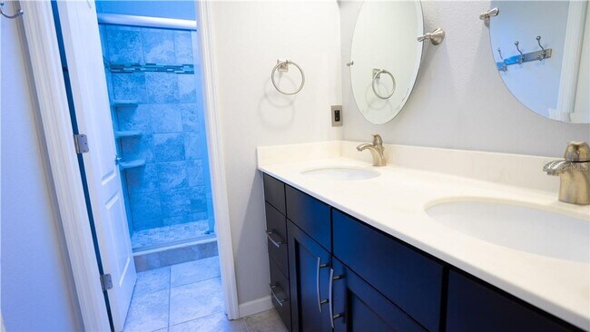 Building Photo - 2703 Snow Goose Ln