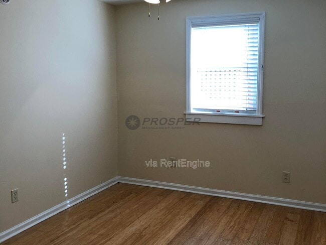 Building Photo - 37 Ashton St