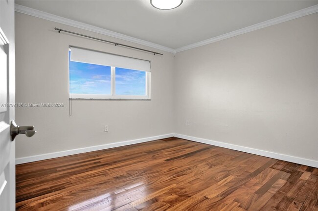 Building Photo - 4000 NE 169th St