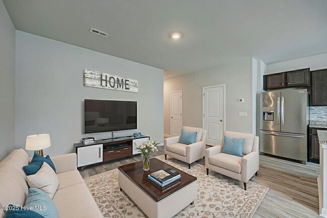 Building Photo - 4613 Wildaire Ln