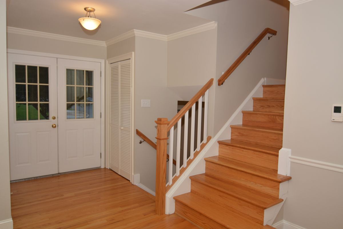 Building Photo - 9416 Gamba Ct