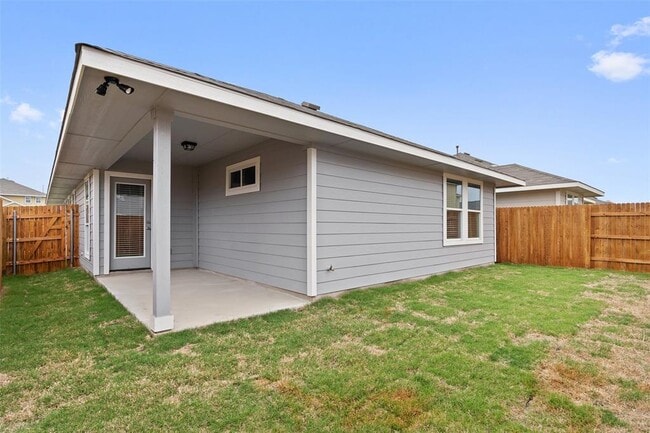 Building Photo - 148 Living Reef Dr