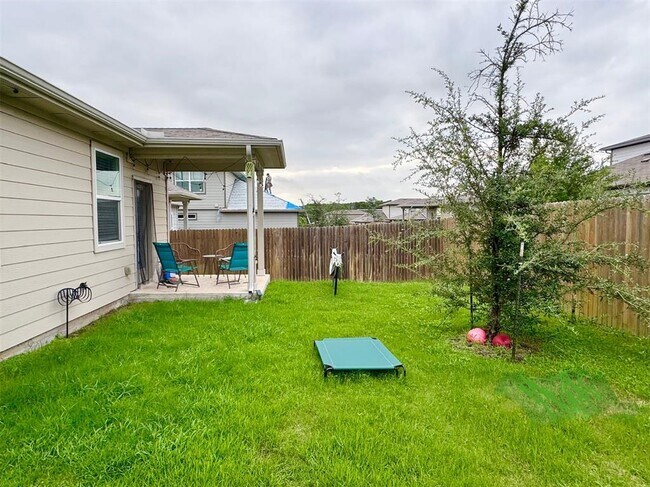 Building Photo - 2307 Langdale Ln