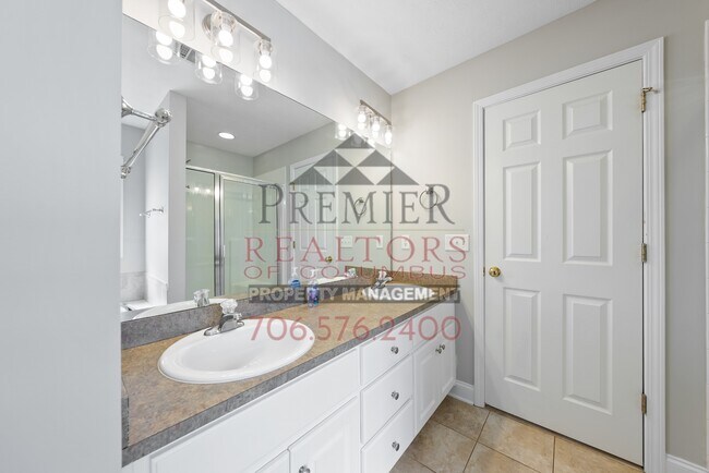 Building Photo - 8079 Garrett Pines Dr