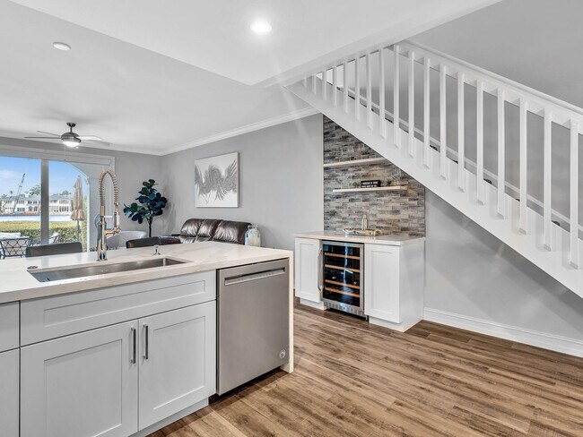 Building Photo - 3602 S Ocean Blvd