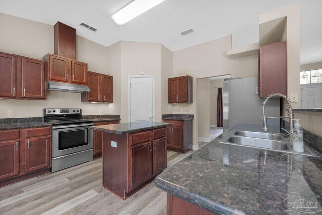 Building Photo - 2619 Stormy Cir