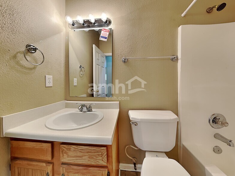 Building Photo - 1472 Egret Ln