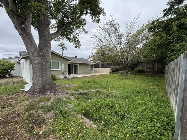 Building Photo - 4413 Mt Castle Ave