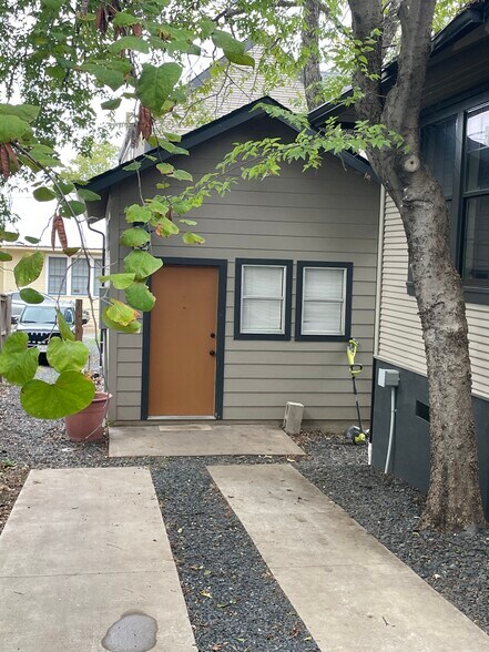Building Photo - 2830 Salado St