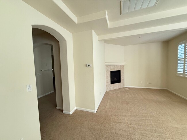 Building Photo - 1427 Wyndham Ln