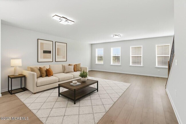 Building Photo - 4 Barton Ave